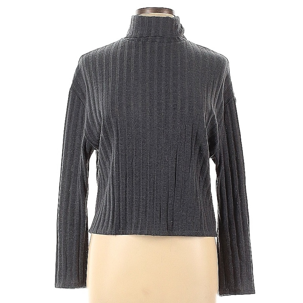 Olivia Rae sweater